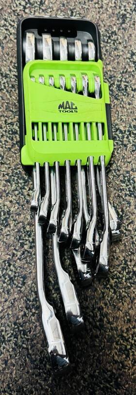 Rw0214-rw021516 Mac Tools Sae 12 Pt Reversible Ratcheting Combination Wrench Set