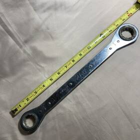 Rw3234 Mac Tools Vintage 1 Inch X 1-1/16 12 Point Ratcheting Double Box End Wrench Usa