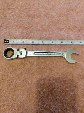 Rwlf17 Mac Tools 17 Mm Precision Torque Locking Flex Head Ratchet Wrench Rwlf17 Mac Tools 17 Mm Precision Torque Locking Flex Head Ratchet Wrench