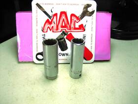 Xd202 Mac Tools 2 Pcs 5/8 Inch And 11/16 Deep Sockets 3/8 Drive 12-point Usa