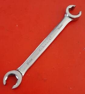 Rfm1618 Matco Tools Nice Usa 16mm X 18mm Flare Nut Line Tubing Wrench 6pt Point