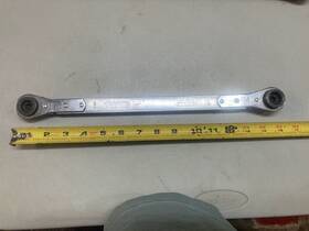 Sb8586 Matco Tools Serpentine Belt Wrench Made In Usa 1/2 Inch 3/8 Ratchet 15mm And 16mm