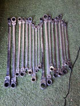 Mtnrm1719 Mountain Mst13 15/mtnrm1719 And Monster Metric Reversible Ratchet Wrench Universal Spline Lot Of 17