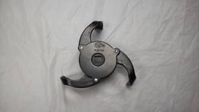 25017 Oem Tools Adjustable Spin-on Oil Filter Wrench 3-legged 2-1/2 Inch X 3-7/8