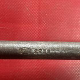 2232e P & C Vintage And 15/16 Inch 1 Offset Box End Wrench 12 Point Usa
