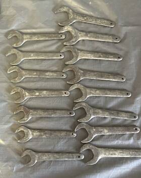 93668 Pittsburgh Automotive Farmers Style 15 Piece Metric Service Wrench Set 20 - 36 Mm