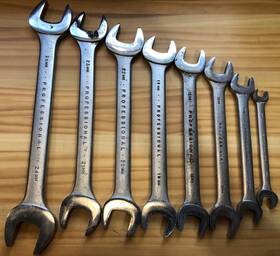 Proto 31011-32426 Used Professional 8 Piece Metric Open End Wrench Set Good Condition