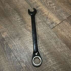 Scv32 Proto 1 Inch Spline Reversible Ratcheting Combination Wrench
