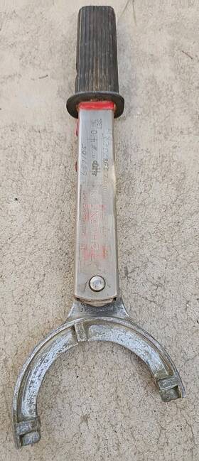 657105 Richmont Inc Liverpool Spanner Torque Wrench 410 Lbs