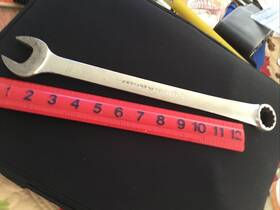 0ex32 Snap-on Tools 1 Inch 12pt Wrench Under Lined Logo Some Wear Mechanic Tool