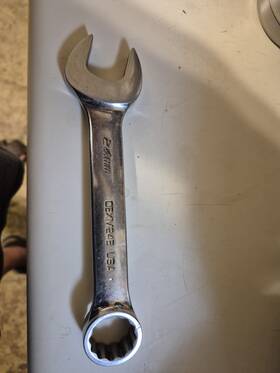 Dexm24b Snap-on Snapon 24mm Stubby Wrench. Used