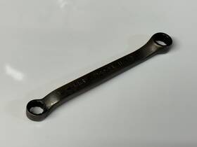 Gxid2022a Snap-on Tools Usa 5/16 Inch And 11/32 Short Offset Box Wrench Black Indus