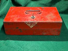 Kra65 Snap-on Old Red Metal Sliding Drawer Tool Storage Box With Key Kra