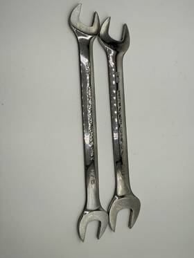 Snap-on Lta2428&amp Lta2022 Sae 15 Offset Slimline Open-end Wrench 7/8-3/4 And 11/16-5/8