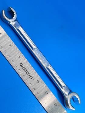 T-7-18 Snap-on O2022 Flare Nut Line Wrench 5/8 Inch X 11/16 Rxh Series Usa
