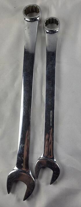 Oex-32 Snap-on Oex-23 28 Usa 6 5 12 Point Standard Combination Wrench Open Box Oex-32 Snap-on Oex-23 28 Usa 6 5 12 Point Standard Combination Wrench Open Box