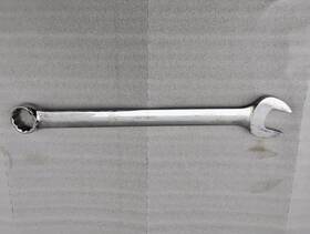 Oex52a Snap-on Sae 1-5/8 Inch Flank 12-point Chrome Combination Wrench