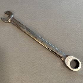 Oxrm22 Snap-on Tools 22mm Metric Non-reversing Ratcheting Combo Wrench