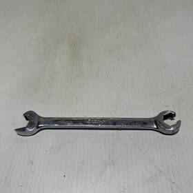 Rsxs18 Snap On Open End Speed / Flare Nut 9/16 Inch Chrome Wrench Rsxs18 Snap On Open End Speed / Flare Nut 9/16 Inch Chrome Wrench