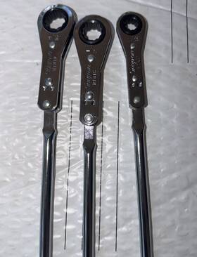 Snap On Rtb18 Rtb16 Rtb11 3 Piece Ratcheting T Handle Box Wrench -11/32 Inch 1/2 9/16