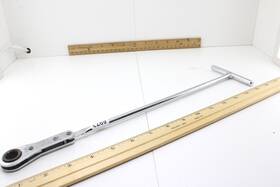 Rtbm12 Snap-on 12 Mm Point Metric Chrome T-handle Ratcheting Box Wrench Usa