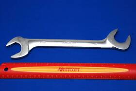 Svs36a Snap-on Jumbo 1-1/8 Inch Sae Flank Drive Plus Four-way Angle Head Open-end Wrench