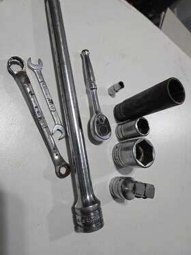Tm708 Snap-on Tool Lot Ratchet Extensions Wrenches