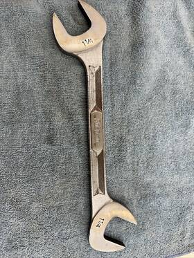 Vs-5240 Snap-on Tools Vs5240 1-1/4 Inch 4 Way Angle Head Open End Wrench Usa Underline Logo
