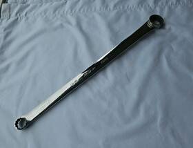 Xdes2630a Snap-on Xdes2630 Tools 13/16 X 15/16 Inch Offset Box End Spline Wrench Usa