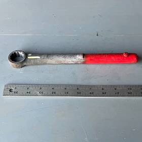 Xh132c Snap-on 1 Inch Box End Wrench Tubular Handle 12 Pt - N