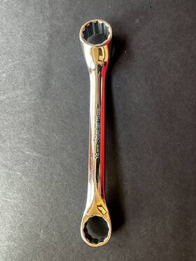 Xsm1415 Snap-on Metric 14mm X 15mm 12 Point Short Offset Box Wrench