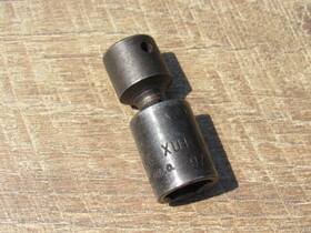 Xui186 Snap-on Mac 9/16 Inch Xui 186 3/8 Dr. 6 Pt Sae Swivel Flex Unversal Impact Socket