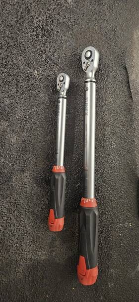 5-80ftl Sunnex 10250 30580 Torque Wrenches 1/4 And 3/8 Drive 50-250inlbs