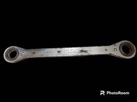 59003 Superior Super Wrench 7/8 Inch -1-1/16 Ratcheting Box # Made In Usa