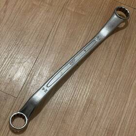 Top-81j T.o.p. Top Tools 24mm X 27mm Offset Box End Wrench 81j Chrome Vanadium