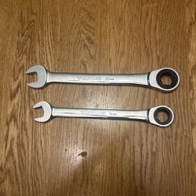 Wrn53120 Tekton 53119 - Lot Of 2 Metric Ratcheting Combination Wrenches 6pt 19mm And 20mm