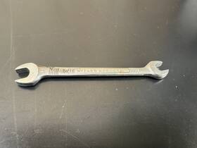 H-2044 Wizard Used Vintage Made In Usa H 2044 Open End Wrench 5/16 Inch And 1/4