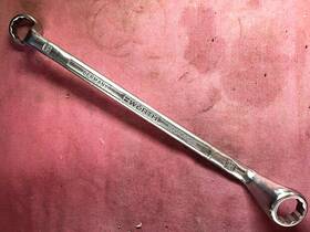 714202022 Wurth 22mm - 20mm Box End Offset Wrench 12 Point Part#