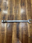 Mac Tools CLF22 11/16 12 Pt. Flex Socket Wrench Sae Usa. Fixed Price $20.00.