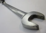 Blue Point BOM16B Metric 16MM 12 Combination Wrench Usa. Fixed Price $19.88.