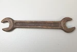Vintage Studebaker 678225 Tire Carrier Wrench About 9" Long Made Usa Tool. Fixed Price $11.99.