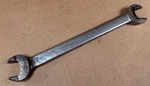 Snap On Tools 5/8" X 9/16" Inch Sae Tapered Double Open End Wrench S-1820W. Fixed Price $10.49.