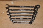 Snap-on Ratcheting Wrench Non Reversable 1/4,5/16,3/8,7/16,1/2,9/16,5/8. Fixed Price $400.00.