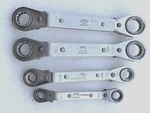 (4) Mac Tools Offset Reversible Ratcheting Box End Wrenches-metric. Fixed Price $49.99.