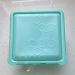 Big Bee Little Light Blue Plastic Square Lunch Box Hexagon Snap Lid 1 Compa. Fixed Price $9.00.