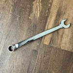Mac Tools Usa MB222KS Knuckle Saver Metric Combination Wrench 22MM 12-PT.. Fixed Price $38.00.