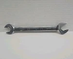 Craftsman 17MM X 19MM Double Open End Ratcheting Wrench. Fixed Price $10.00.