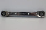 Snap-on R1618SC 1/2 And 9/16 Closed Ended Ratchet. Fixed Price $13.99.