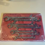 New Snap On SVS807A 7PC Sae 3/8" 3/4" 4-WAY Angled Head Open Wrench Set W/tray!!. Fixed Price $265.00.