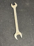Bluepoint Supreme Wrench 1" And 7/8" Sae Made Usa S2832 Open End. Fixed Price $10.99.